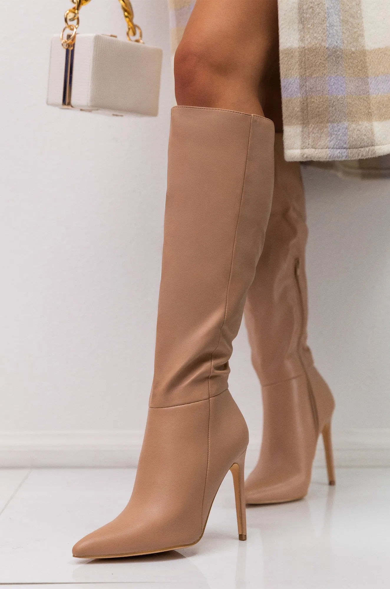 Tyrah Up To The Knee Heel Boots - Nude