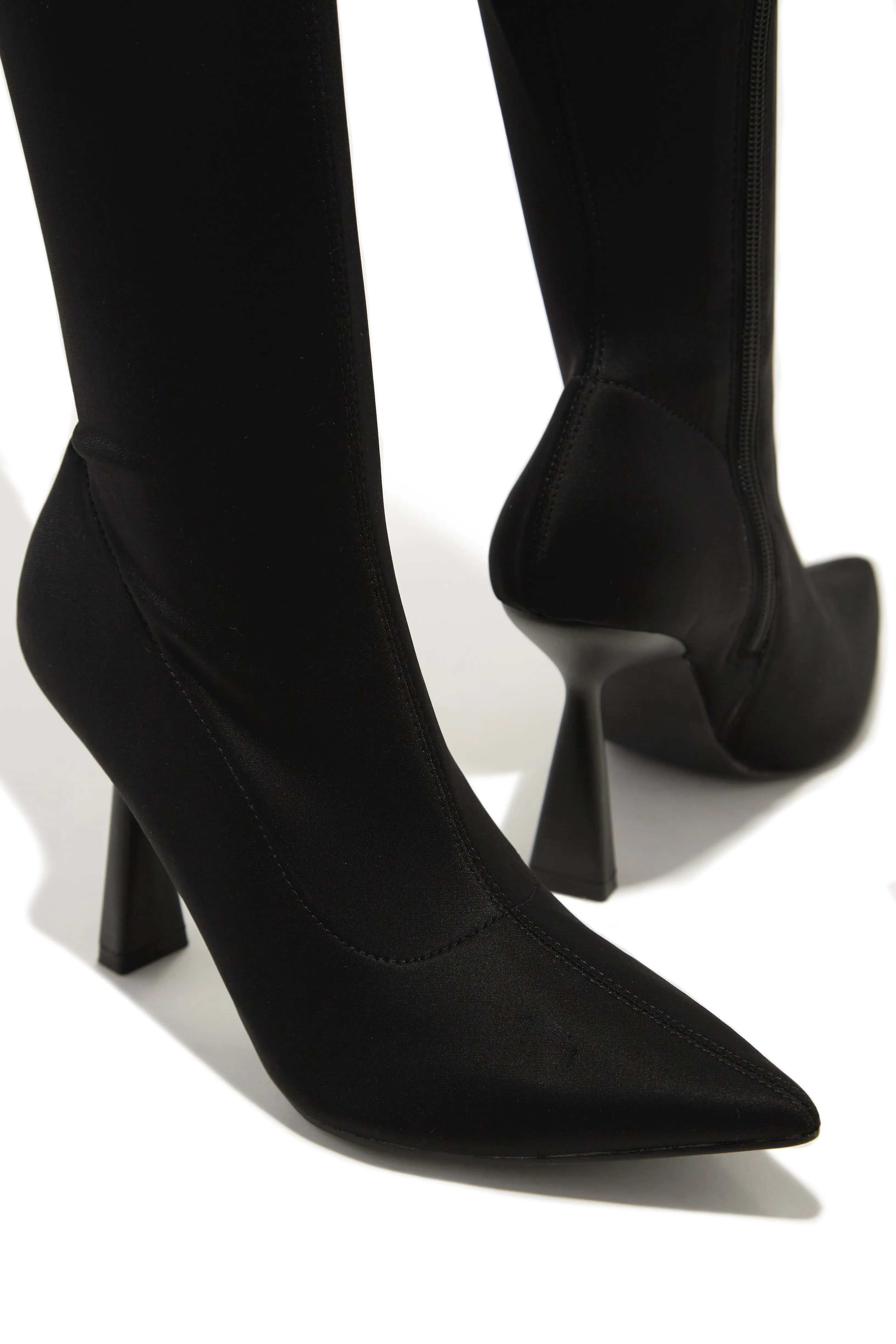 Zoya Knee High Heel Boots - Black